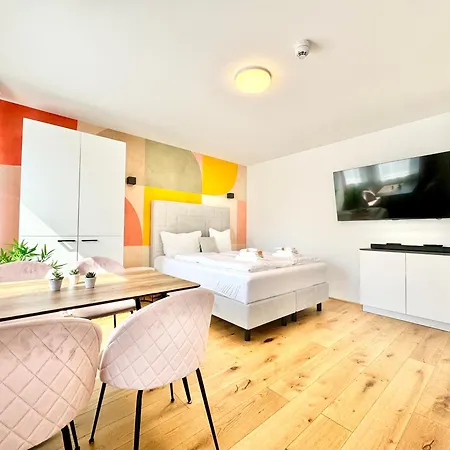 Stylische Wohnung Mit Balkon Vienna Exterior photo