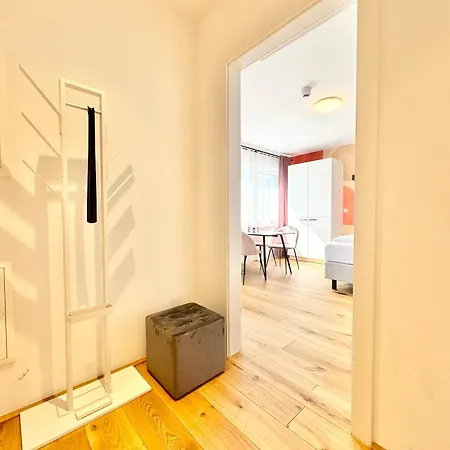 Stylische Wohnung Mit Balkon Vienna Exterior photo